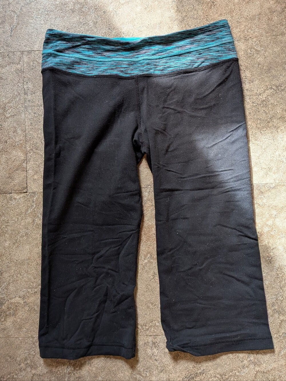 Vintage Lululemon Crop Leggings with Reversible Teal Waistband